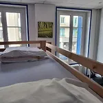 - Hi * فردان سور ميوز