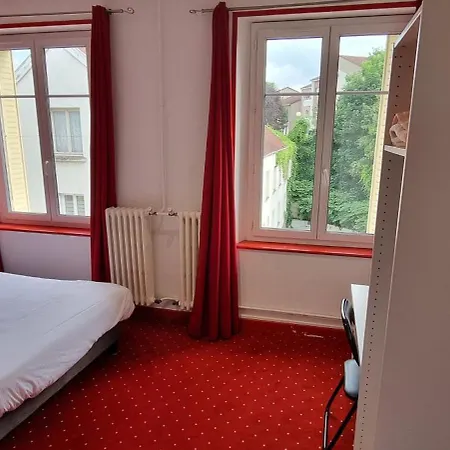 - Hi Hostel Verdun-sur-Meuse