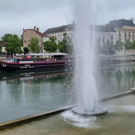 Hostel - Hi Verdun-sur-Meuse
