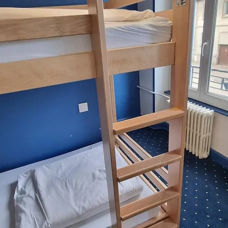 - Hi Hostel