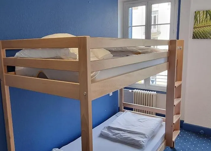 - Hi Hostel Verdun-sur-Meuse