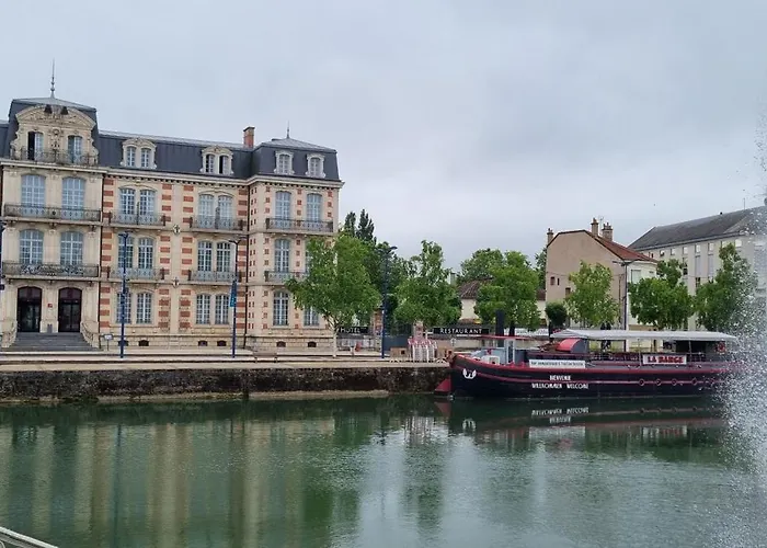 - Hi * Verdun-sur-Meuse